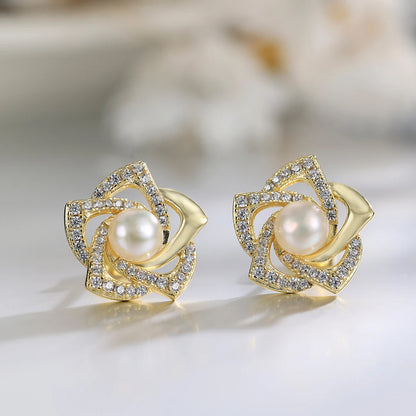 Petalos de Luna  - Moissanita, Nácar y Oro 18k