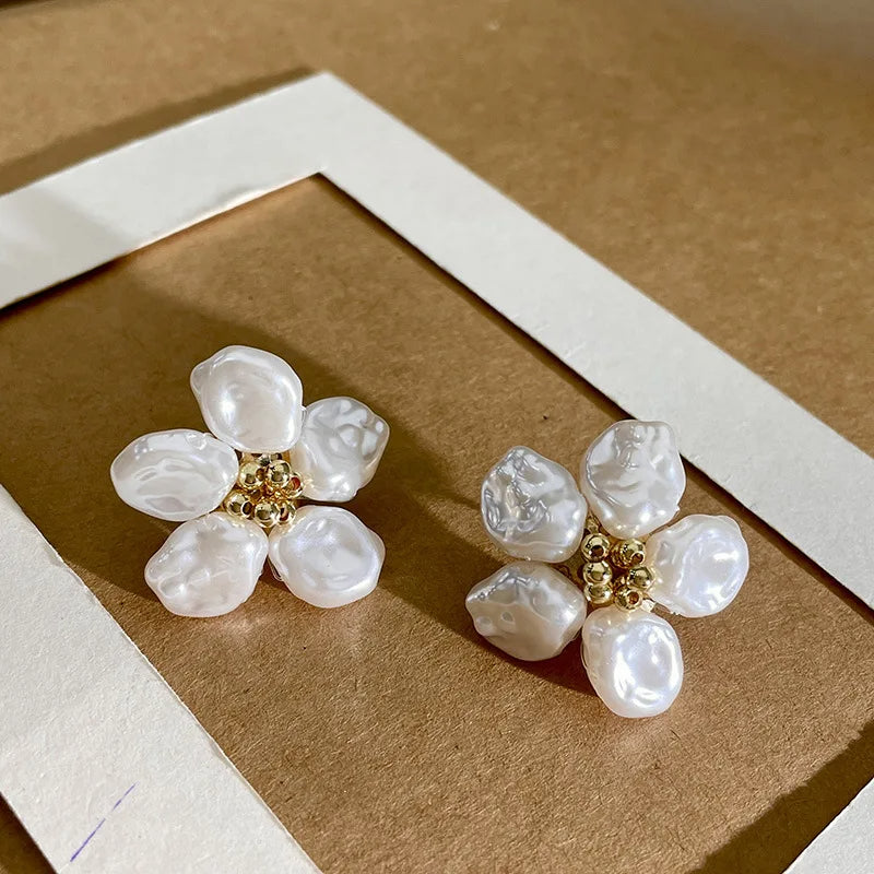 Pendientes Flor de Nácar - Perlas barrocas y Oro 18k