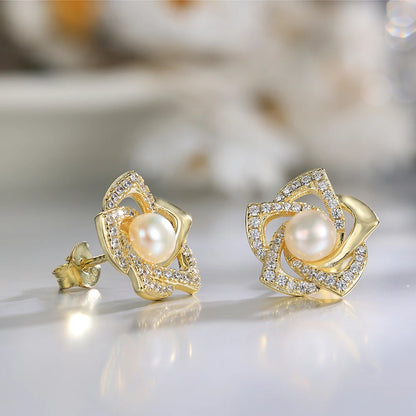 Petalos de Luna  - Moissanita, Nácar y Oro 18k