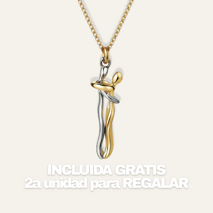 (2x1) Colgante Abrazo Eterno - Baño oro