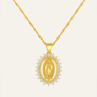 Colgante de la Virgen- Moissanita y Oro 18k