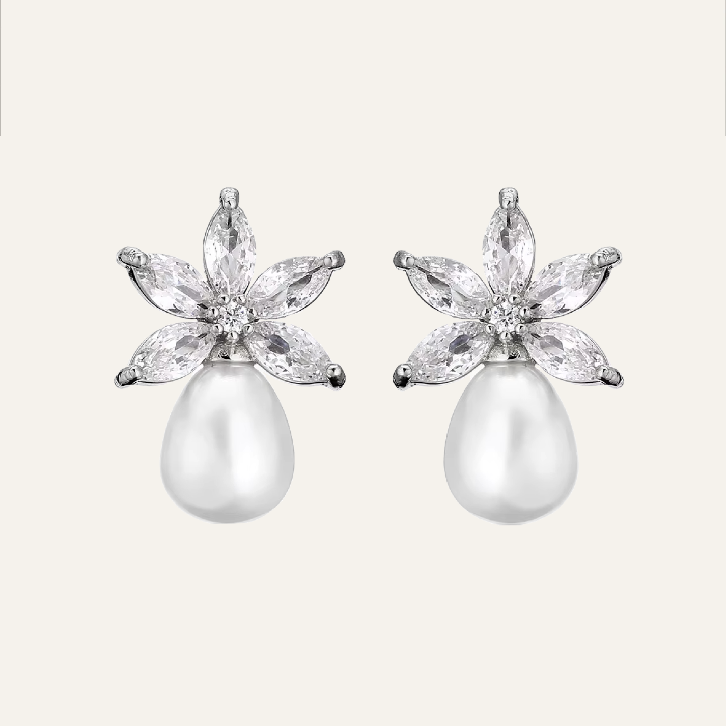 Pendientes Flor de Hielo - Moissanita y Nácar