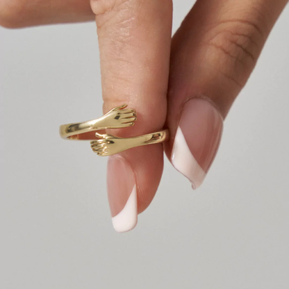 Anillo Abrazo Eterno - Baño en Oro
